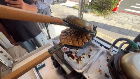 高雄美食通/議員選將張以理愛店 「三種口感雞蛋仔」療癒心靈