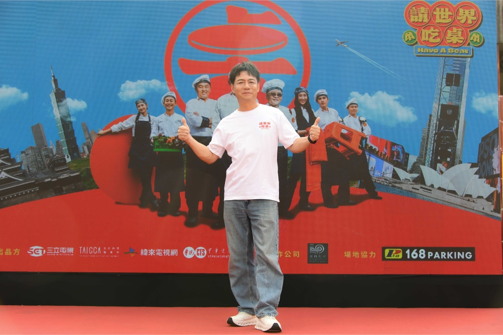 《請世界吃桌》藍正龍廚藝被大讚!浩子竟爆「獨家內幕」險出事 他緊急改口