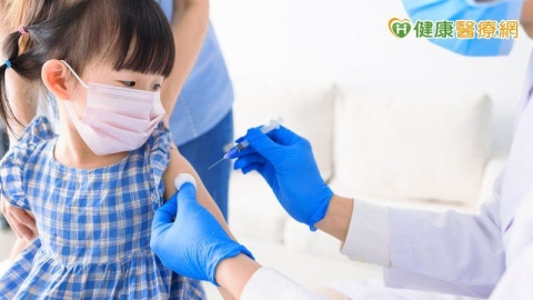 腸病毒威脅來勢洶洶!家長如何防範?國衛院解析疫苗機制與防護重點
