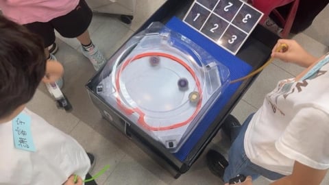 博恩認了「能為陀螺」拋家棄子 沈玉琳首玩因「1事」當機現場笑翻
