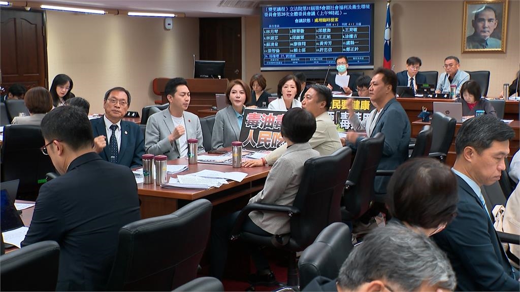 黃國昌烏龍爆料「食藥署長恐下台」 石崇良回應了