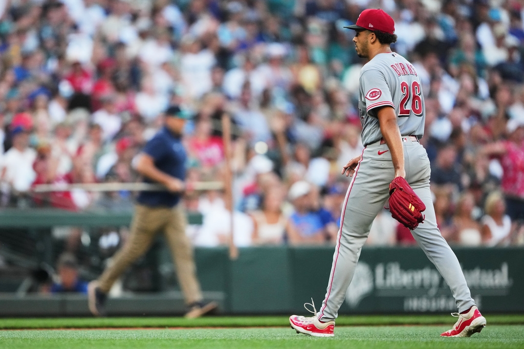 MLB(影)/34億台幣新王牌拿下11連勝!紅人伯恩斯崛起國聯賽揚最大熱門之一
