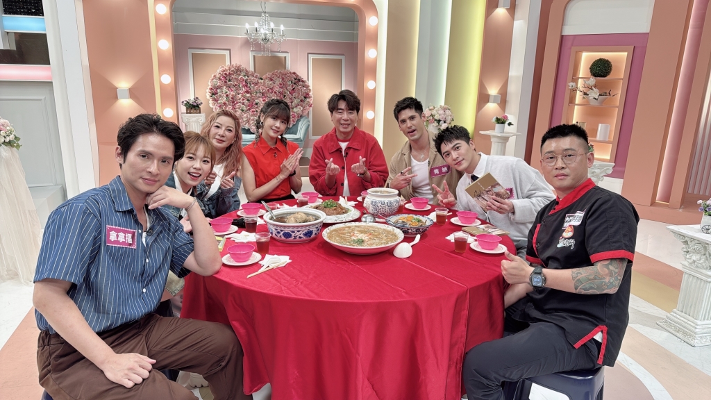 (影)／大哥捧場吃辦桌 奇葩環節讓人看傻？