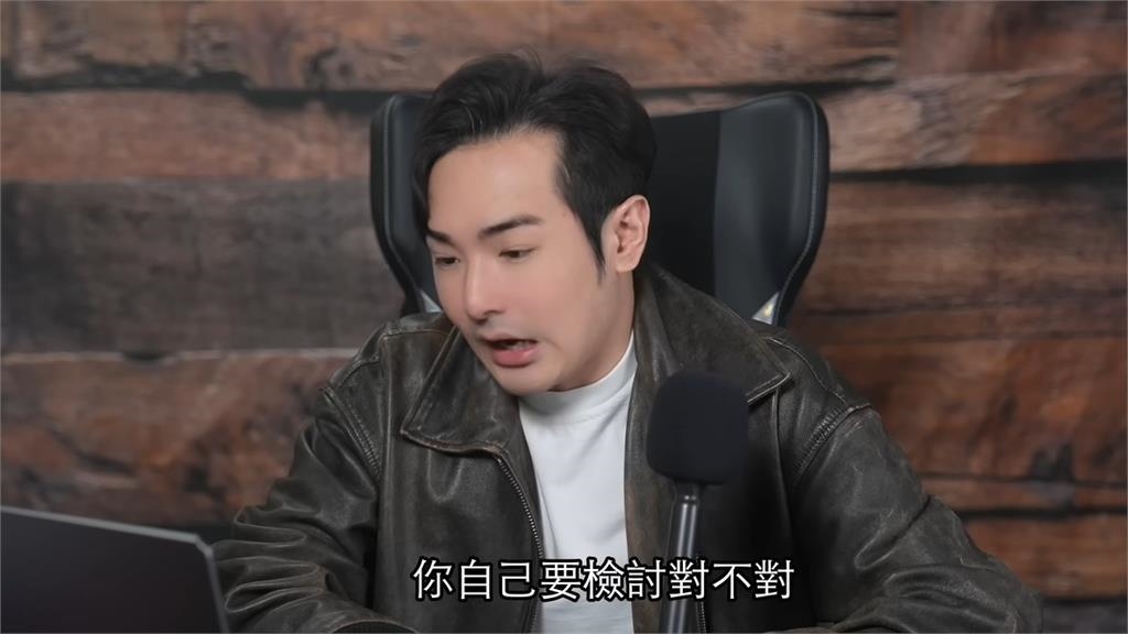 館長崩潰揭「中國500件衣服賣不掉」!八炯開直播1句話「嗆爆舔共下場」