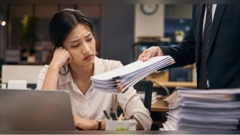 主管最愛5點50分交辦!她一句話神反制 從此準時下班