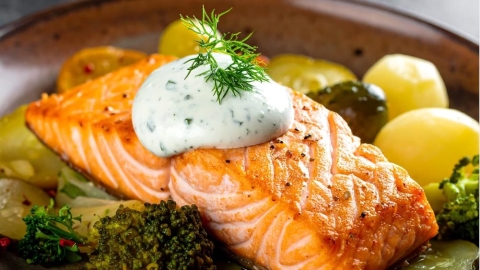 世界盃球員餐桌為何少不了魚?研究解析Omega-3與運動恢復三大迷思