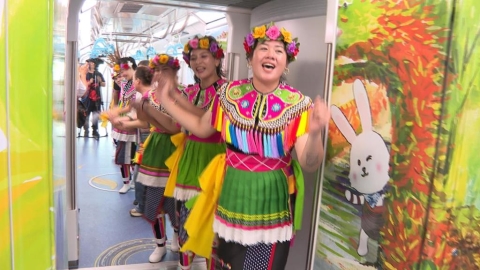 三鶯線試營運破75萬人次 侯友宜開箱原民彩繪列車