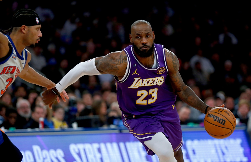 NBA(影)/詹皇決定落腳費城!七六人名人堂傳奇巴克利卻為何不開心?
