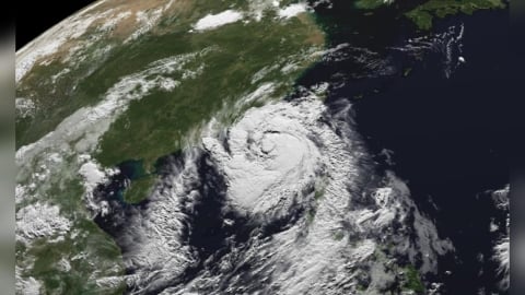 紅霞颱風「閃過台灣」直衝中國!氣象署上午「這時間」解除海警:強度持續增強