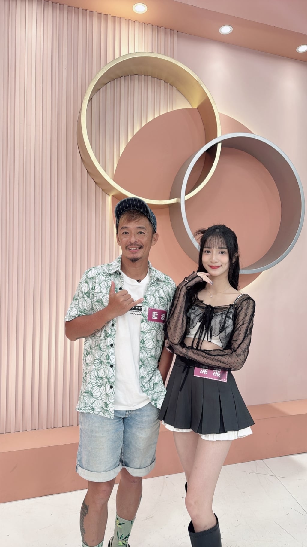 (影)／藍波樂當多元司機 只要女兒外出都會不期而遇？