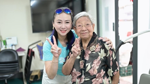 57歲翁虹凍齡近況曝光!無預警抵台直奔「這地」 貼心送暖超有愛