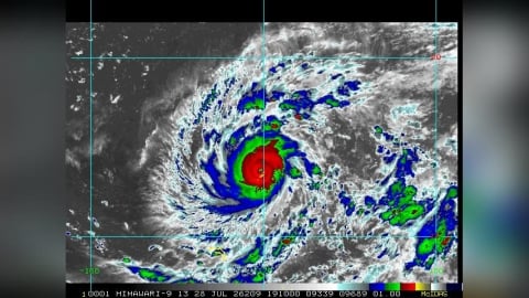 「白海豚」挑戰風王！午後慎防大雷雨及中暑　專家曝對台影響