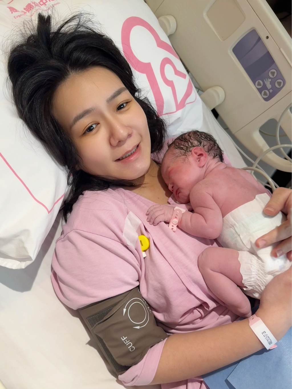 「八點檔女神」李又汝平安誕下女寶！僅花「8.5小時順產」連醫師都驚呼：很少見