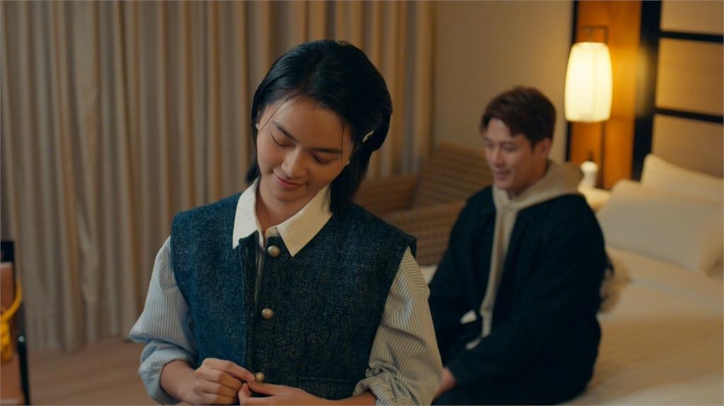 《阿松與阿暖》床戲幕後笑翻全場!導演親自示範變BL劇 柏妍樺羞喊「抱歉了睿家老婆