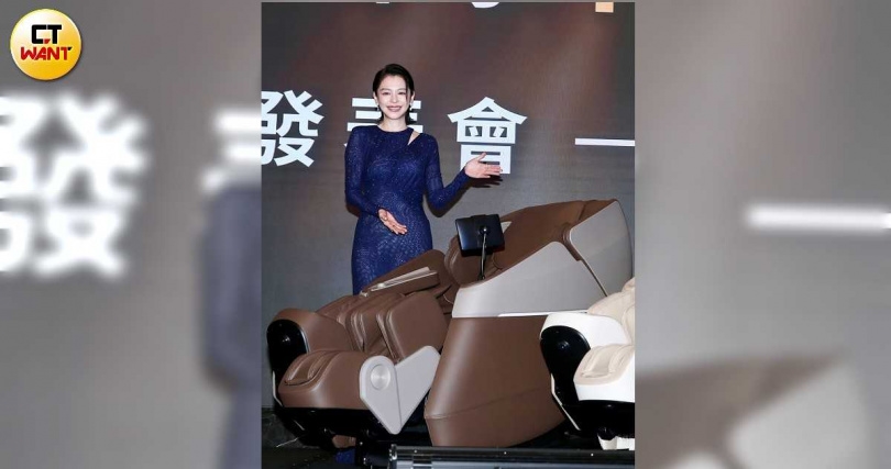 徐若瑄分享她與11歲兒子常靠按摩來增進親子感情。（圖／侯世駿攝）