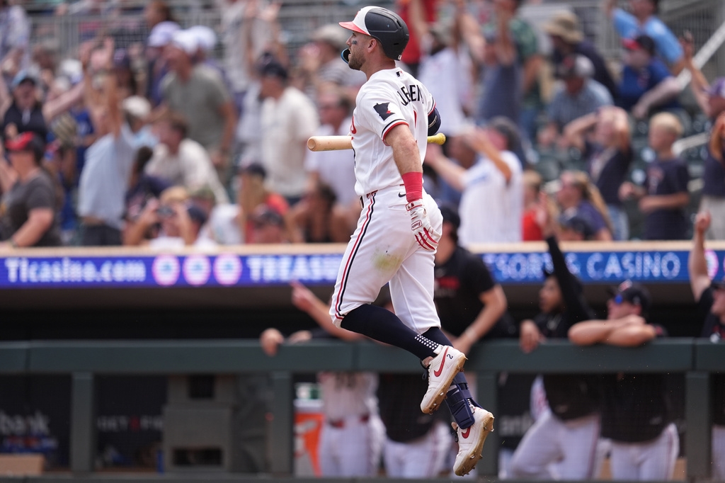 MLB(影)/火箭人之子終極再見滿貫砲!雙城百年罕見神劇本震撼全場