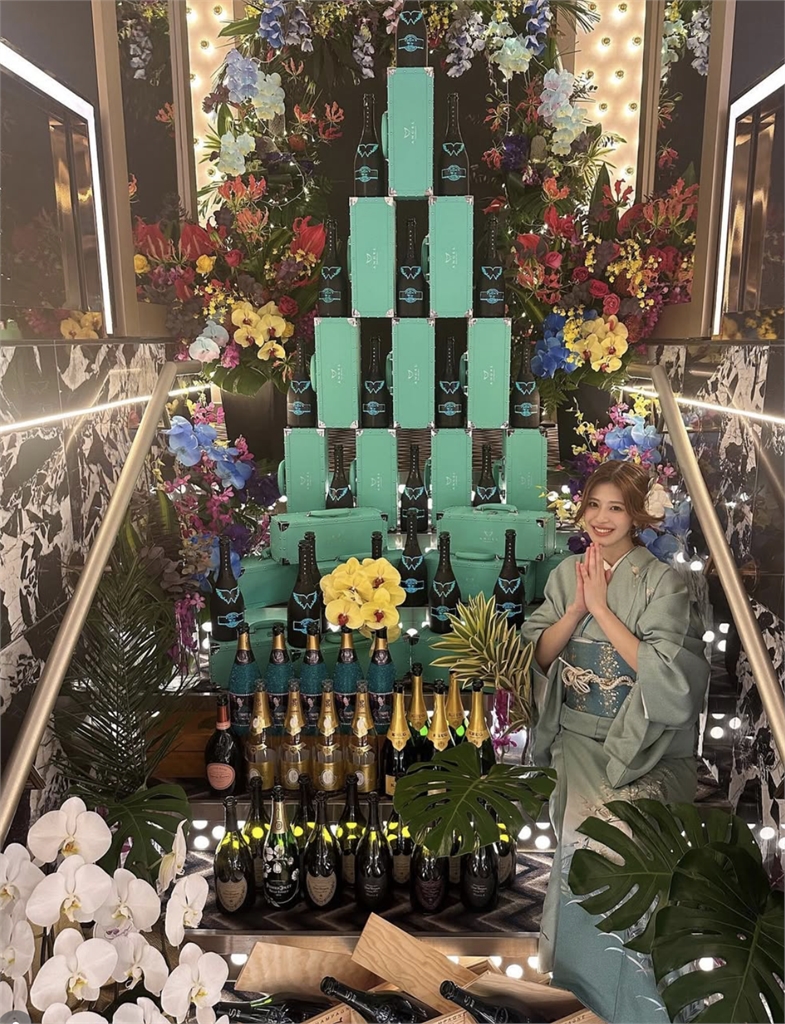 從百萬月收到賣光家當!日女公關「創業求引退」 慘遭洗臉:準備倒閉