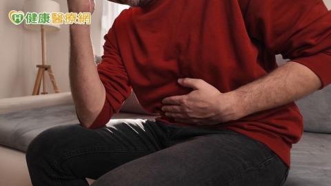 推理巨擘大腸癌驟逝 醫籲:熟齡男落實無症狀早期篩檢