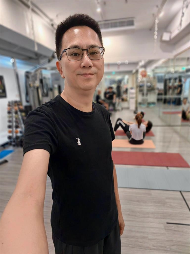 AI恐淘汰一堆工作?他身家10億「點名1行業」:不可能消失 這類人危險了