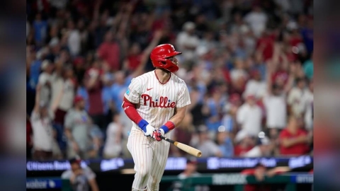 MLB(影)/費城人補進3屆打擊王增強戰力!巨砲哈波無私的態度是關鍵因素