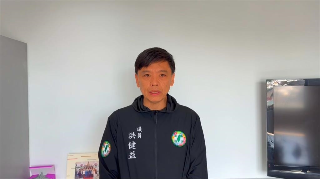 蘇一峰凱道量血壓遭檢舉 藍小雞瞎扯"總統救人"被罵翻