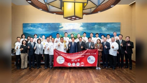 總統接見表揚!城市科大海外爭光 金牌「素東坡肉」驚艷國際