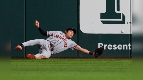 MLB(影)/「韓籍帥哥」李政厚再見跌倒輸球!匆匆忙忙、連滾帶爬教頭緩頰佔位問題