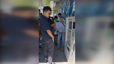 高雄輕軌「投幣機吃錢」 外國遊客怨購票不方便