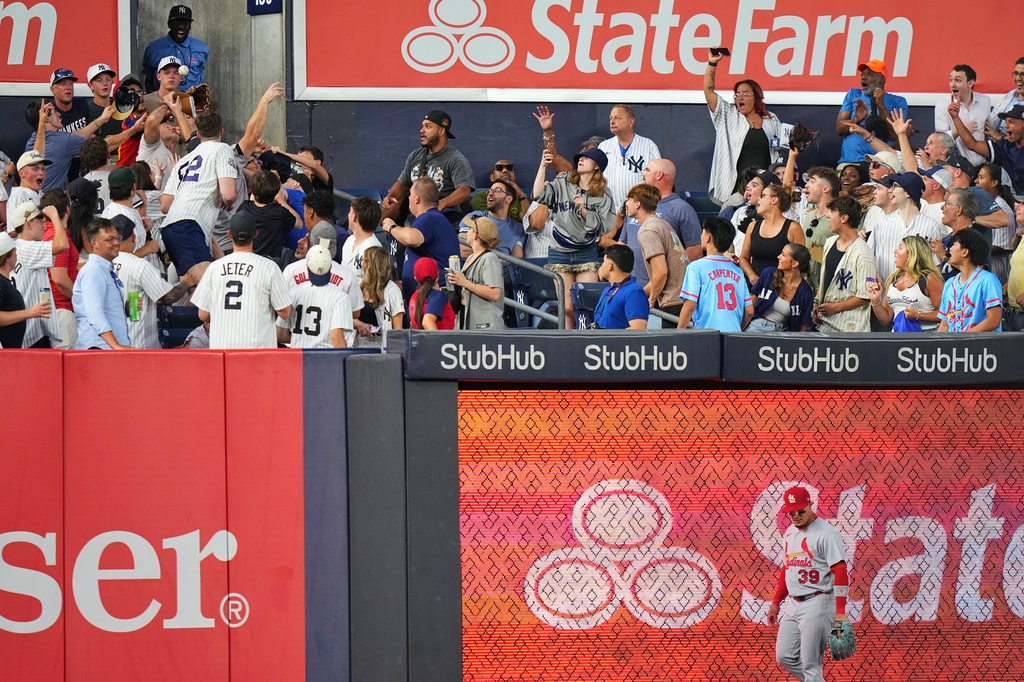 MLB(影)／洋基21歲怪物夢幻登場！隆巴德大聯盟首秀開轟　弟弟職業首戰也炸裂