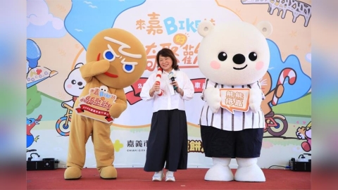 嘉義市「熊出沒」！10隻大白熊化身城市觀光大使