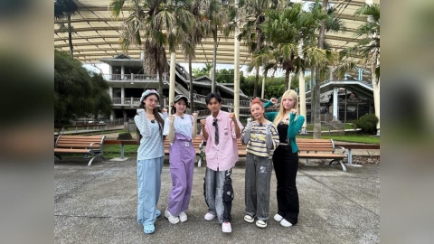 《綜藝新時代》檸檬、李雅英、李晧禎體驗水上芭蕾!變成三人打水表情逐漸失控