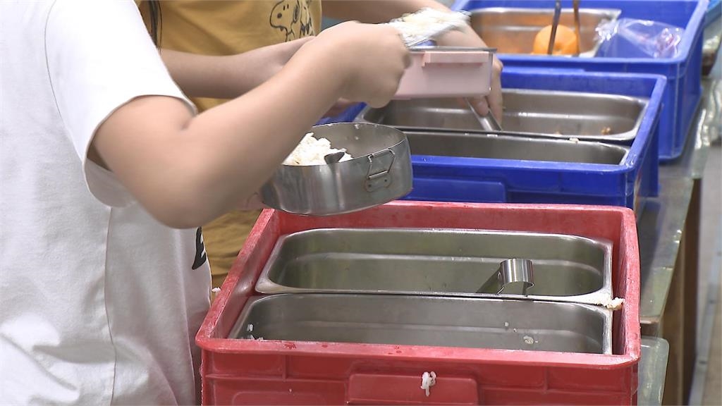 不只廚餘有爭議! 北市營養午餐6成學校找不到廠商
