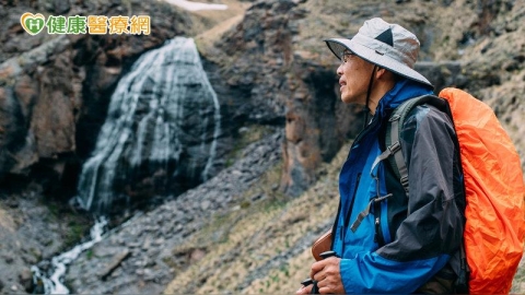 拇趾外翻近30度變回個位數！截骨矯正助重返登山活動