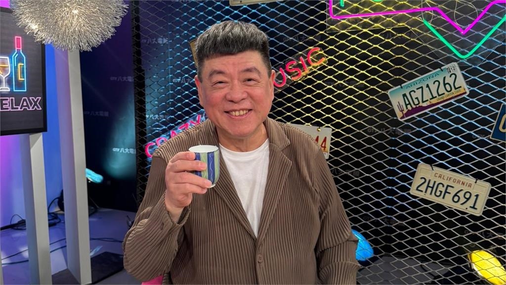 前5566成員「小刀」驚傳離婚台玻千金!孫德榮脫口曝「現況」:豪門事我們不懂