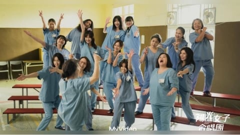 《陽光女子》串流上線!7.7億票房電影在家就能看