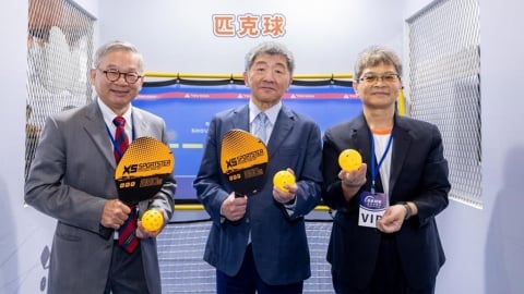 綜合/還不加入?陳時中偕運動部推匹克球、布袋球「阿公阿嬤真的都可以打」