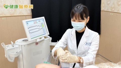 國小生腋下飄異味恐是狐臭?醫:若伴青春期徵象應評估性早熟