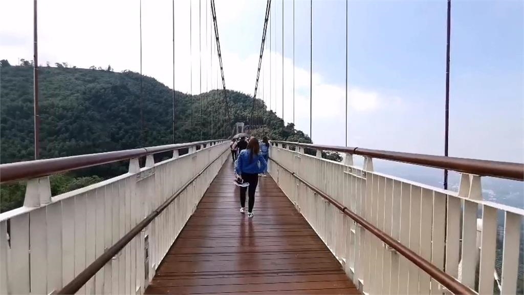 消暑好去處! 嘉義梅山太平雲梯.雲之南道步道避暑賞雲海