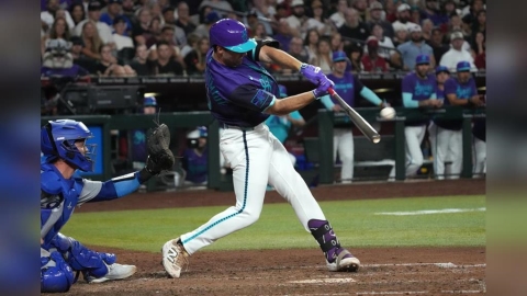 MLB(影)/23歲菜鳥震撼全場!瓦爾德施密特生涯第2轟就當英雄氣走道奇