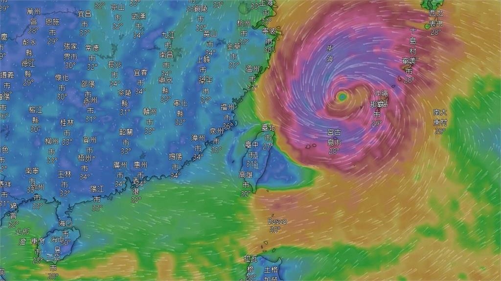 白海豚路徑擺盪今明影響大 綠島掀3米浪高多縣市巨浪告警