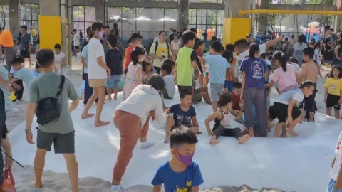 開幕就擠爆! 台鐵高雄機廠轉型親子樂園 首日湧6千人