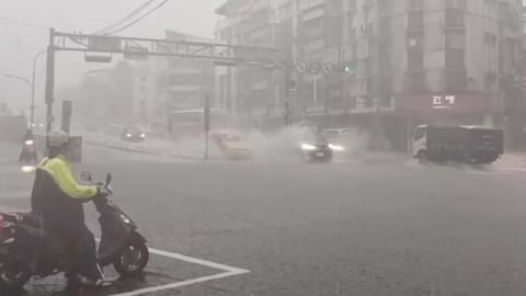 白海豚才走「1區域全面雨」!粉專揭「西南風接力炸整週」警戒走向曝光