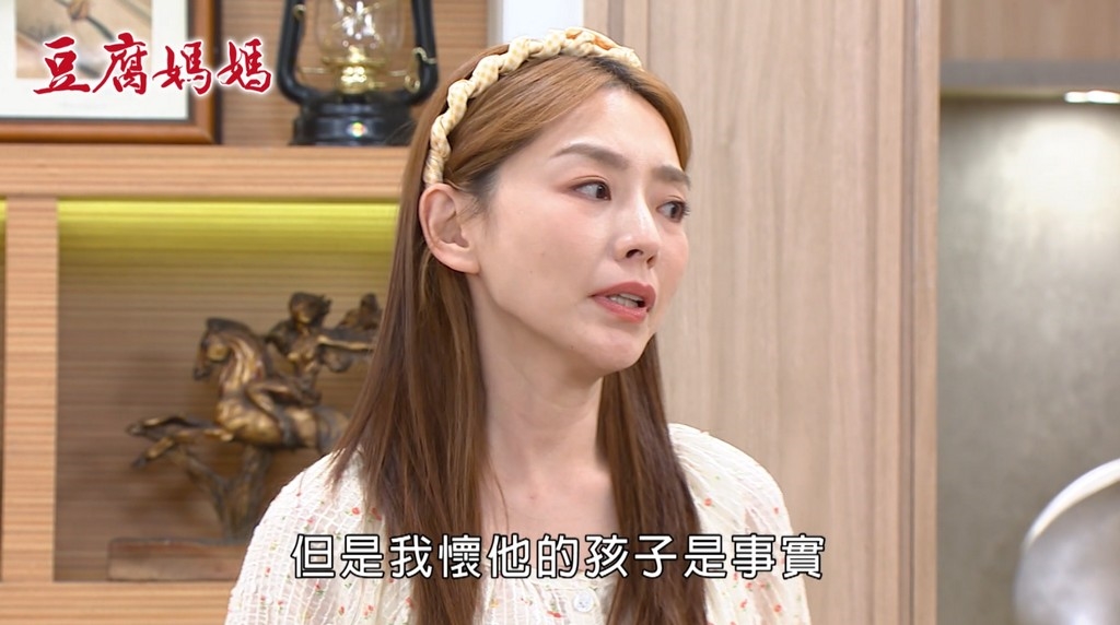 賴芊合《豆腐媽媽》報應來了？連環巴掌、上銬入獄　網直呼：過癮！