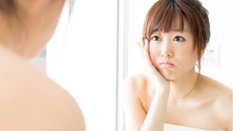 經期前容易腹脹、情緒起伏?認識經前症候群與日常身心照護