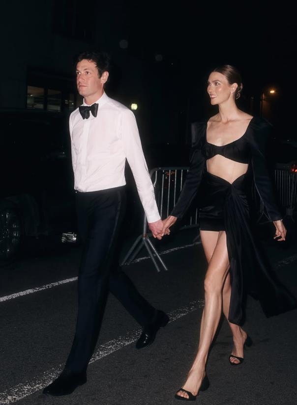 NBA(影)/湖人41歲年輕新老闆來頭不小!是川普大女婿的弟弟還娶「維密」名模