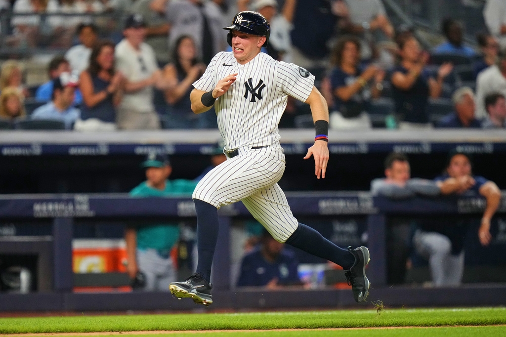 MLB(影)/賈吉缺陣誰來開庭?「左打法官」瓊斯給答案 洋基連4場上演逆轉秀