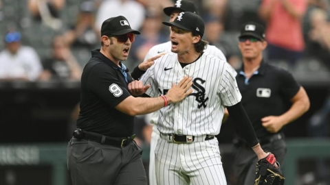 MLB(影)/連兩球故意丟頭?白襪投手「被開轟後出現頭部觸身」引爆紅人板凳清空