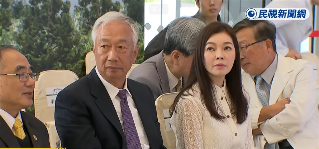 郭台銘女球友「私下真面目」外流!前男友驚爆「她有3招致命絕技」:男人難招架