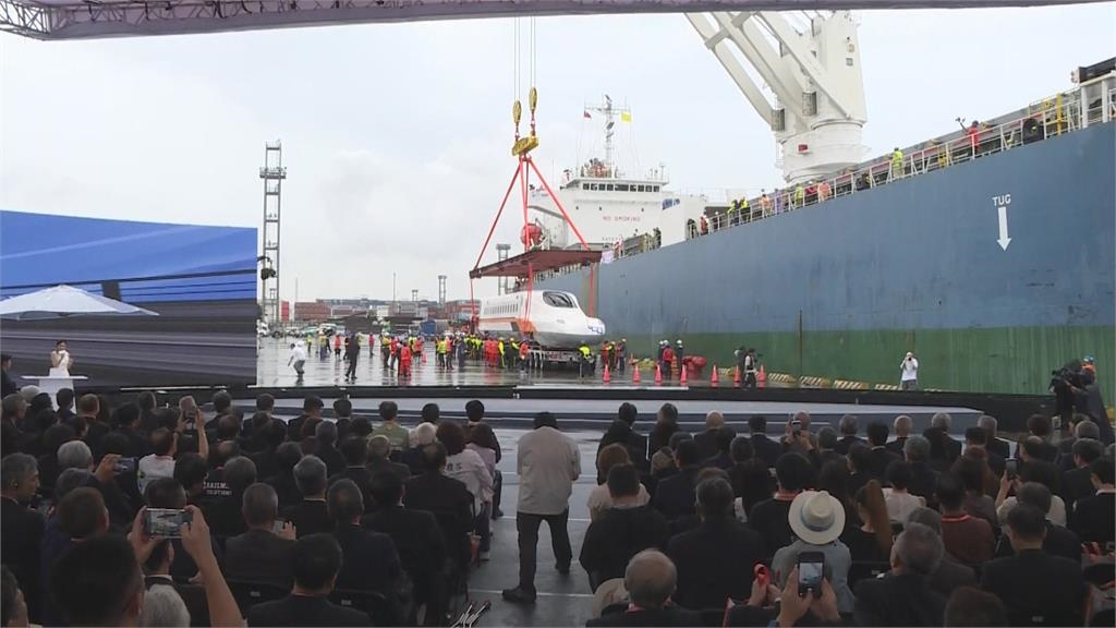 睽違22年同一碼頭!高鐵新車抵台 最快明年7月載客、2028年上線營運