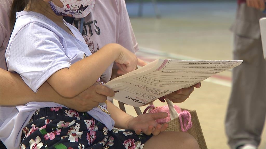 張維倩蘇巧慧結合社企資源 攜手打造新北育兒友善城
